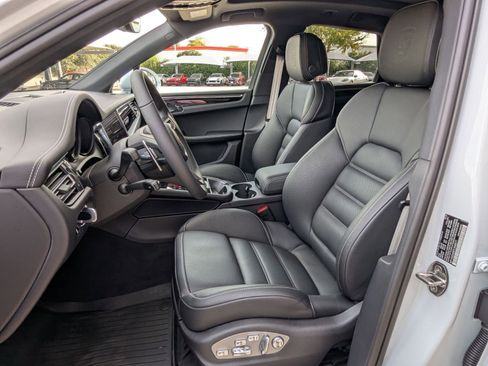 New 2026 Porsche Macan S image 5