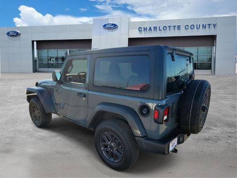 Used 2024 Jeep Wrangler Sport AWD/4WD image 4