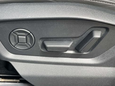 Certified 2025 Audi Q7 3.0T Premium Plus AWD/4WD image 18