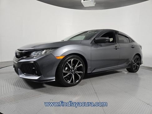 Used 2017 Honda Civic Sport image 2