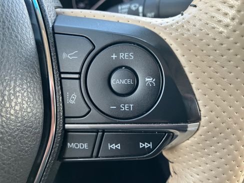 Used 2019 Toyota Avalon Limited w/ Advanced Safety Package image 20