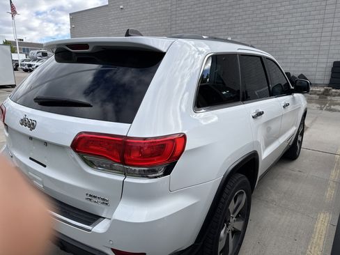 Used 2015 Jeep Grand Cherokee Limited w/ Luxury Group II image 5