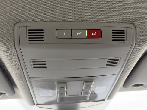 Used 2025 Volkswagen Jetta S image 22