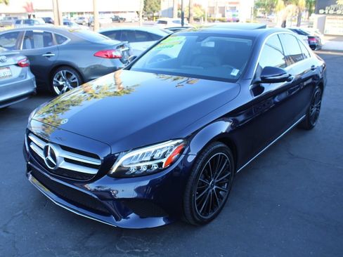 Used 2019 Mercedes-Benz C 300 Sedan image 4