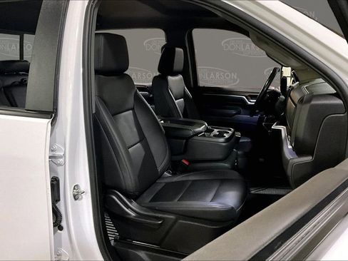 Used 2024 Chevrolet Silverado 3500 LT AWD/4WD image 16