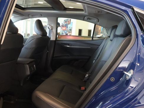 Used 2026 Toyota Camry XLE w/ Premium Package FWD image 9