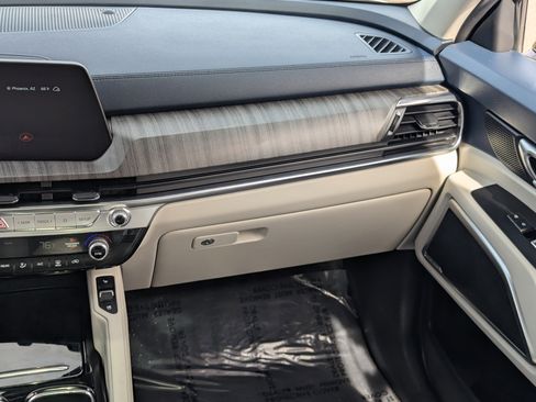 Certified 2023 Kia Telluride SX image 15