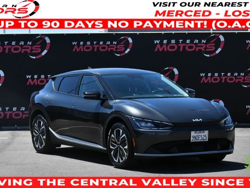 Used 2024 Kia EV6 Light RWD image 1