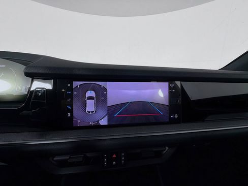 New 2026 Porsche Cayenne AWD/4WD image 17