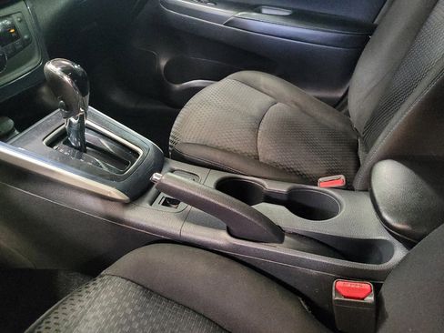 Used 2019 Nissan Sentra SR FWD image 26