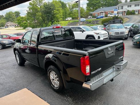 Used 2014 Nissan Frontier SV AWD/4WD image 9
