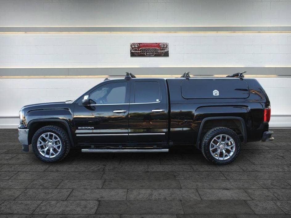 Used 2018 GMC Sierra 1500 SLT w/ SLT Premium Package RWD image 4