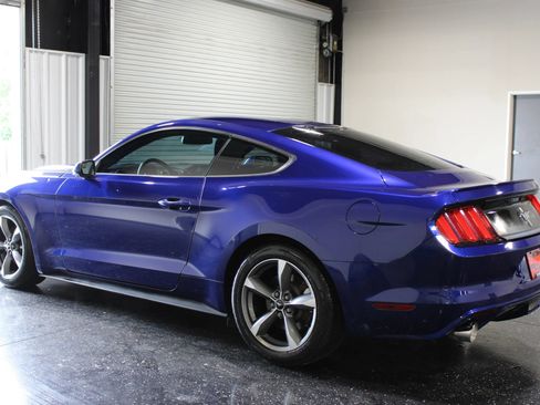 Used 2015 Ford Mustang Coupe w/ Equipment Group 051A RWD image 5