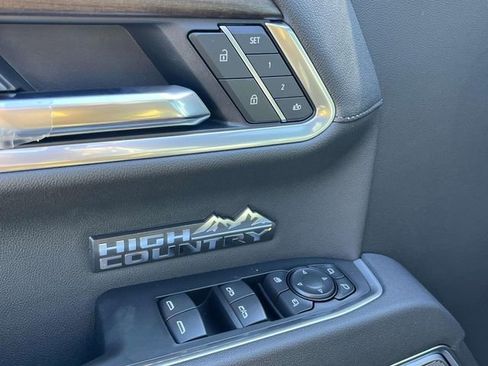New 2026 Chevrolet Silverado 1500 High Country image 9