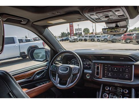 Used 2023 GMC Yukon Denali Ultimate AWD/4WD image 22