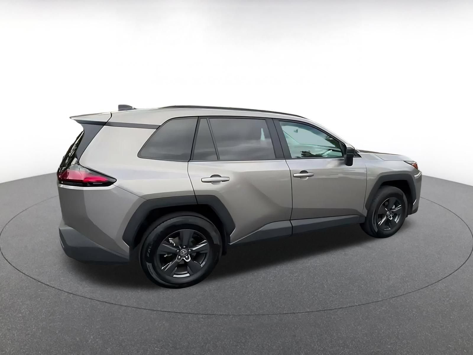 Used 2026 Toyota RAV4 LE AWD/4WD image 14