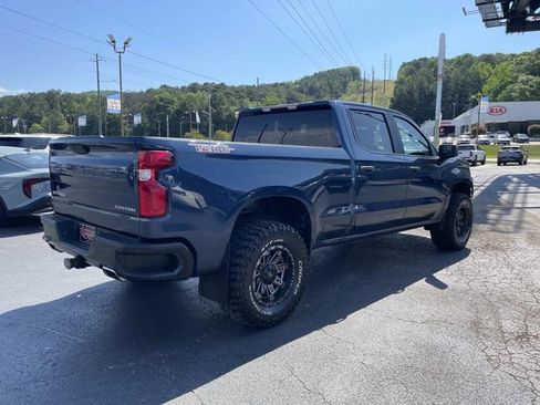 Used 2019 Chevrolet Silverado 1500 Custom Trail Boss w/ Custom Convenience Package AWD/4WD image 6