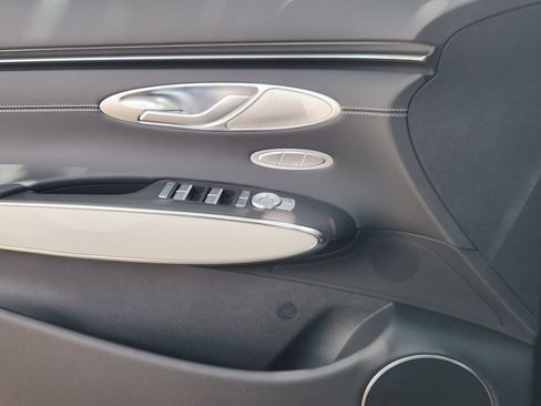 New 2026 Genesis GV70 2.5T Advanced AWD/4WD image 19