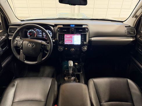 Used 2023 Toyota 4Runner TRD Off-Road Premium AWD/4WD image 24