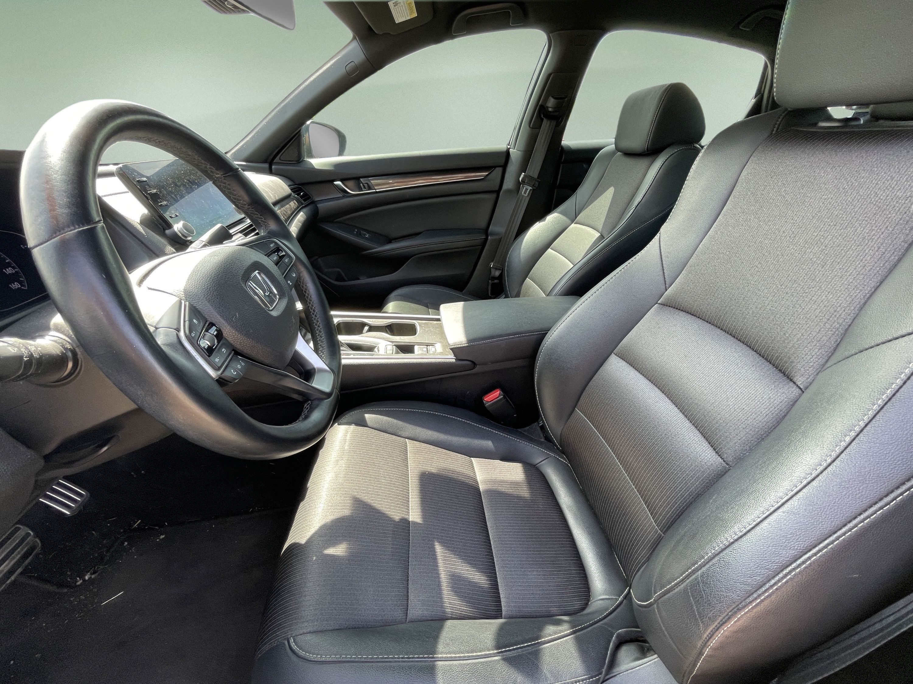 Used 2019 Honda Accord Sport image 8