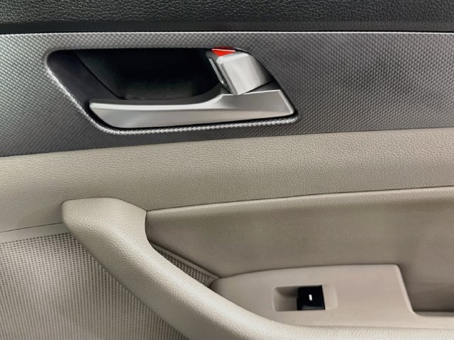 Used 2016 Hyundai Sonata SE FWD image 28
