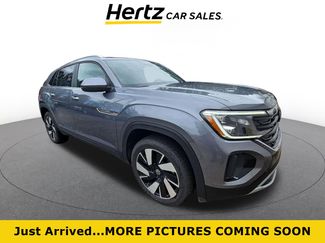 Used 2025 Volkswagen Atlas Cross Sport SE video 1