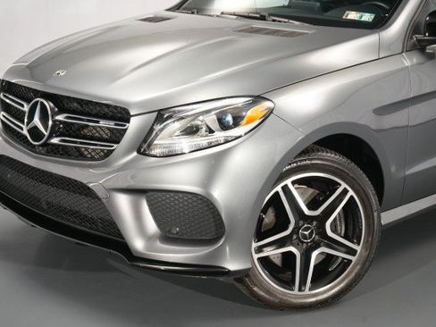 Used 2019 Mercedes-Benz GLE 43 AMG 4MATIC image 5