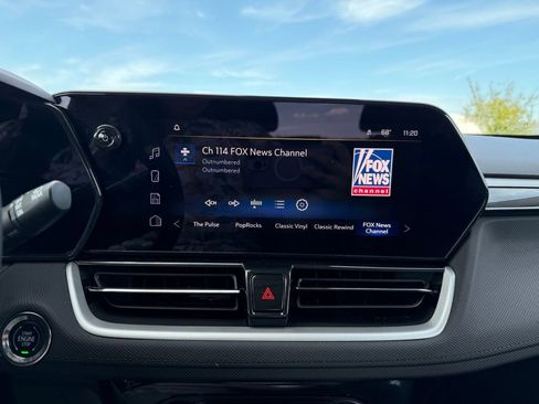 Used 2024 Chevrolet TrailBlazer LT w/ Driver Confidence Package image 47