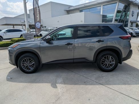 Used 2023 Nissan Rogue S FWD image 7