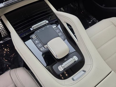 New 2026 Mercedes-Benz GLS 450 4MATIC image 18