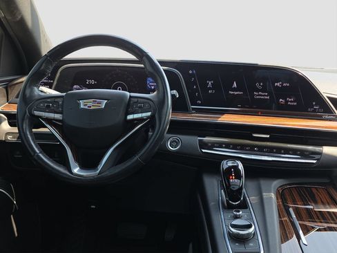 Used 2022 Cadillac Escalade Premium Luxury w/ LPO, Radiant Package RWD image 13
