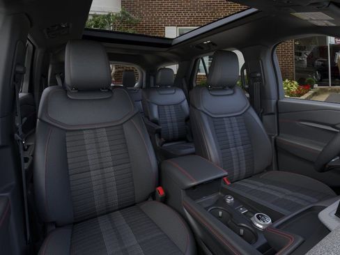 New 2026 Ford Explorer ST-Line AWD/4WD image 10