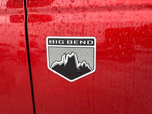 Used 2023 Ford Bronco Big Bend image 12