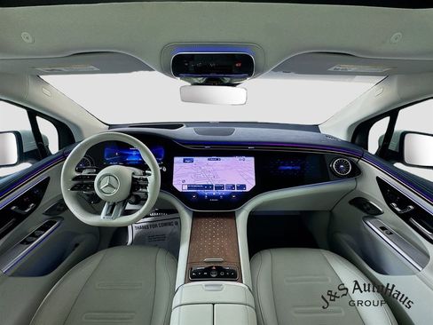 Used 2024 Mercedes-Benz EQE AMG 4MATIC SUV image 29