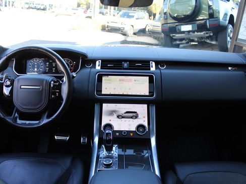 Used 2022 Land Rover Range Rover Sport SVR image 40