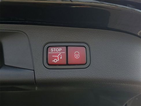 Used 2025 Mercedes-Benz GLA 35 AMG 4MATIC image 8