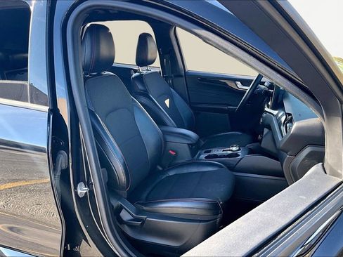 Used 2023 Ford Escape ST-Line w/ Tech Pack #1 image 7