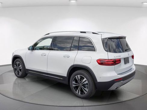 New 2026 Mercedes-Benz GLB 250 4MATIC image 7