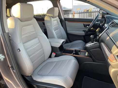 Used 2020 Honda CR-V Touring image 29