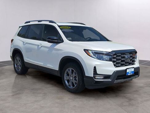 Certified 2024 Honda Passport TrailSport image 31