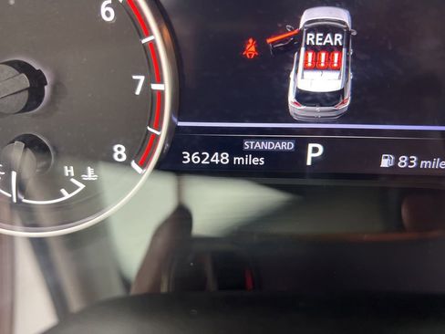 Used 2023 Nissan Rogue SV FWD image 11