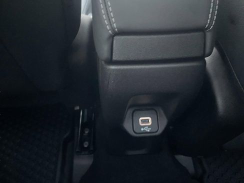 Used 2023 Jeep Renegade Limited w/ Sun/Sound Group image 10