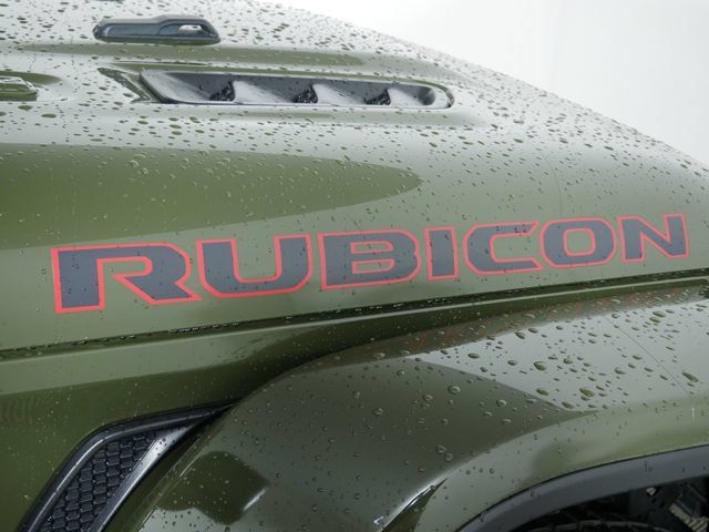 Certified 2023 Jeep Gladiator Rubicon w/ Cold Weather Group AWD/4WD image 9