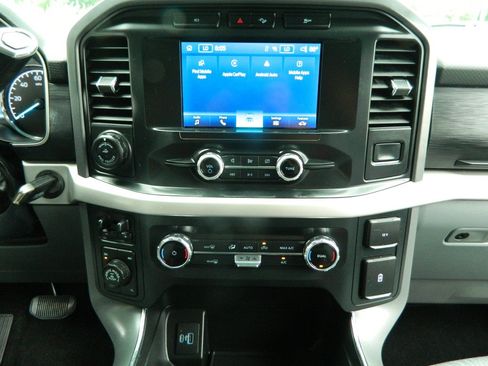 Used 2022 Ford F150 XLT w/ Equipment Group 301A Mid AWD/4WD image 13