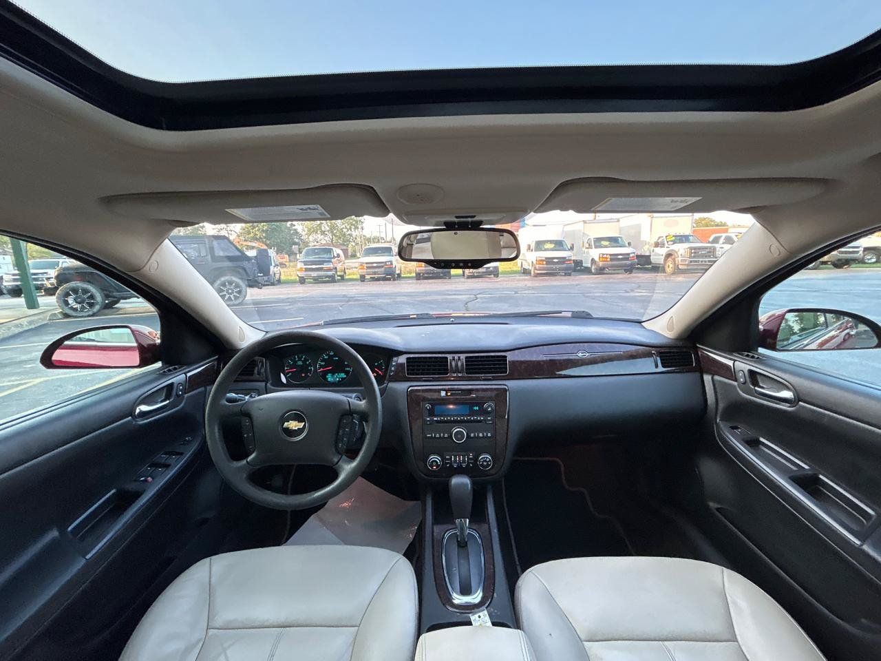 Used 2015 Chevrolet Impala LTZ FWD image 12