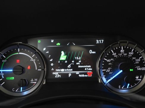 Used 2025 Toyota Highlander XLE AWD/4WD image 24