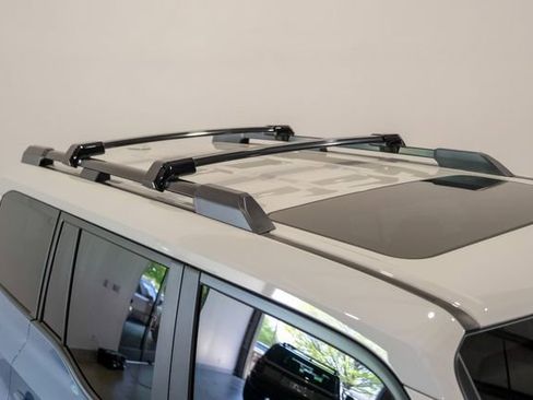 Used 2025 Toyota Land Cruiser image 7