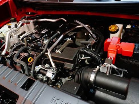 Certified 2025 Nissan Kicks SV AWD/4WD image 61