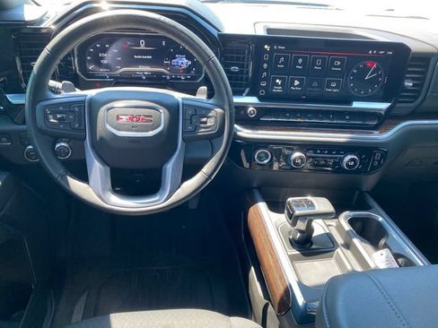 Certified 2024 GMC Sierra 1500 Elevation AWD/4WD image 7