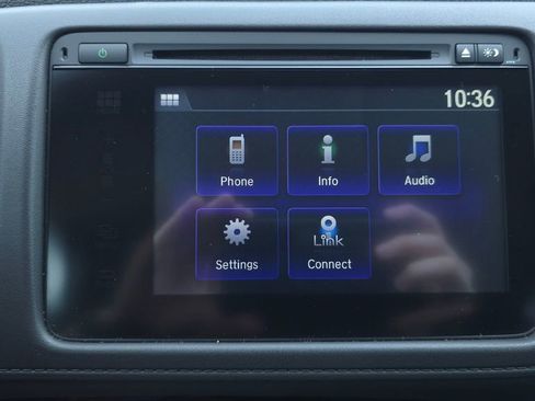 Used 2018 Honda HR-V EX image 30